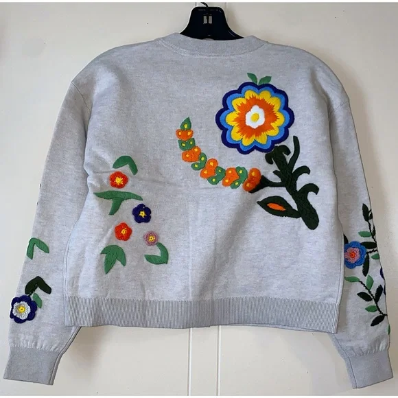 Alice + Olivia Lelia Floral Embroidered Cardigan Sweater Top - Picture 10 of 16